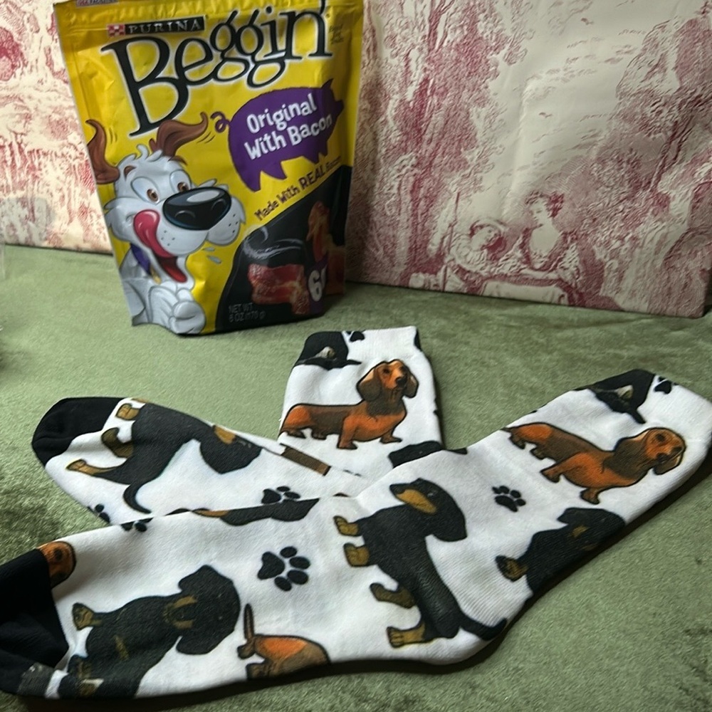 Dachshund Doxie‎ Weiner Sausage Dog Novelty Crew Tube Socks Unisex Men’s Women’s - Picture 12 of 14